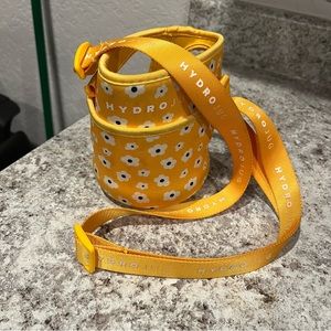 Mini HydroJug Sleeve, Yellow Poppy